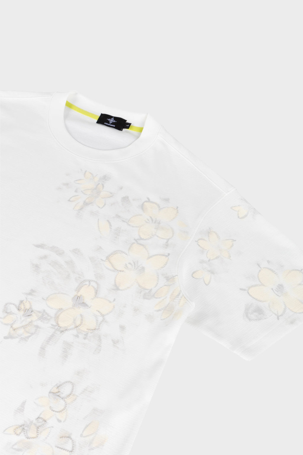 SAMPAGUITA HAND PAINTED TEE - PEARL